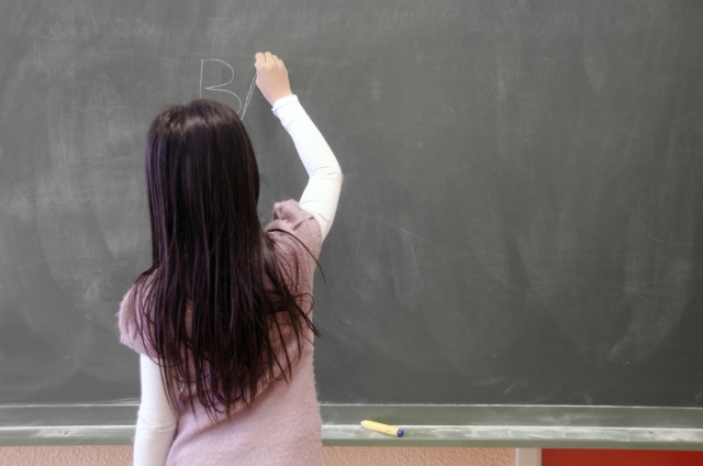 小学生向け英語教室の主な種類と特徴
